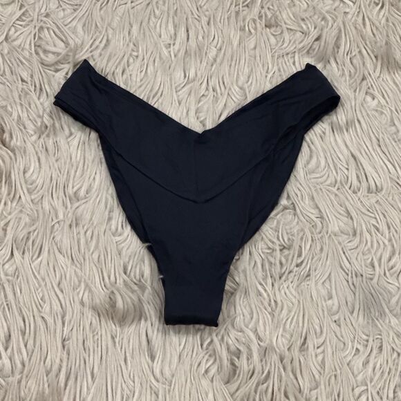 L*Space Quinn Bikini Bottom size medium - Picture 2 of 4